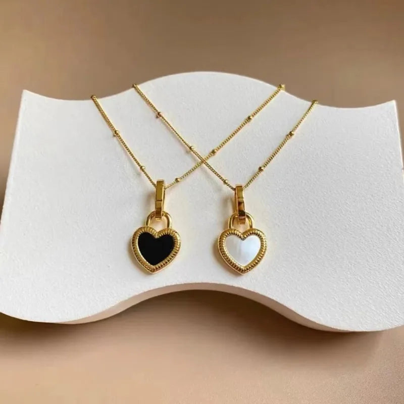 Collar two hearts